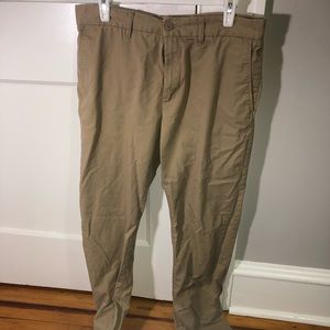 Khaki chino